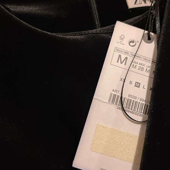 Zara Velvet Crop Top - Picture 6 of 7